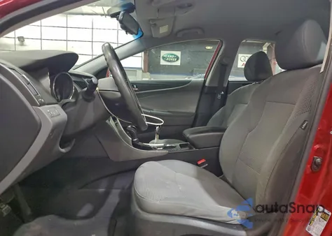 2014 Hyundai Sonata Gls z USA, uszkodzony, nr VIN 5NPEB4AC5EH930373